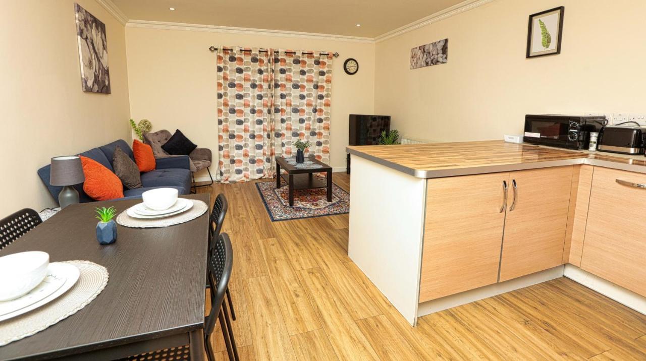 Surespring Apartment Erith Экстерьер фото